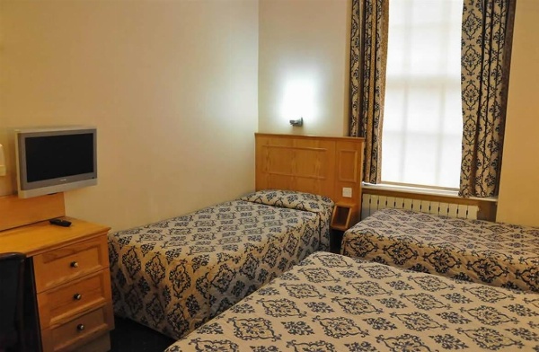 Olympic House Hotel image 5